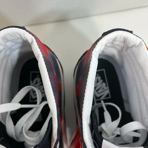 Van’s SK8  HI ‘Dark Aura’ - Picture 10 of 11